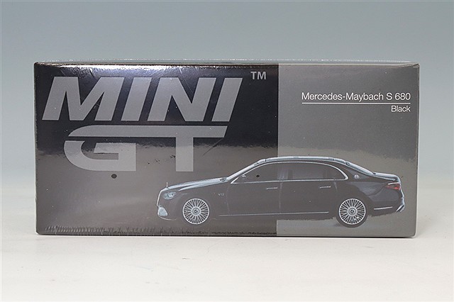 Whitebox 1/43 マイバッハ DS 8 ツェッペリン 1930 レッド/ブラック