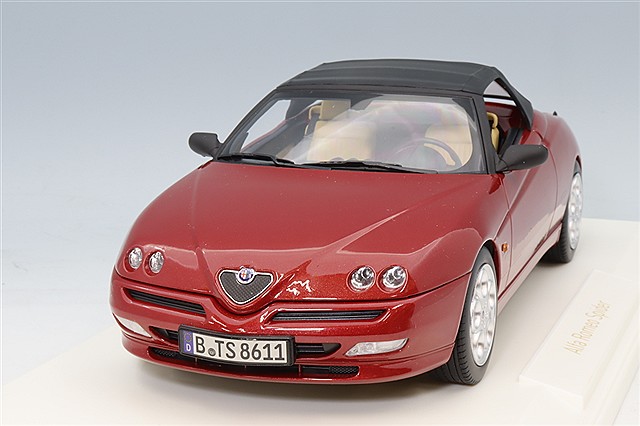 ミニチャンプス 1/18 アルファロメオ GTA 1300 ジュニア 1971 イエロー