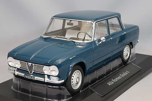 フジミ プラモデル 1/20 ザウバー C30 2011 F1 日本GP & 1/8 小林可夢