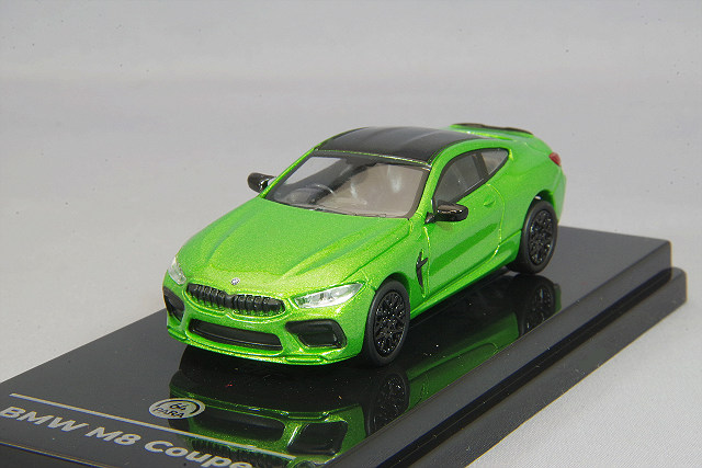 PARA64 1/64 BMW M8 クーペ ジャワグリーン 左ハンドル