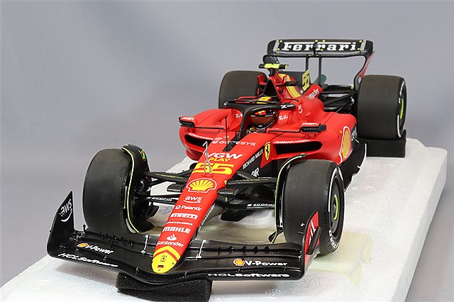 ミニチャンプス x BBR 1/18 フェラーリ SF-23 2023 F1 バーレーンGP