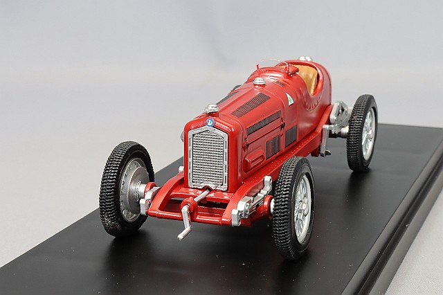 KESS 1/43 フェラーリ 365P ベルリネッタ スペシャル 3シート 1966