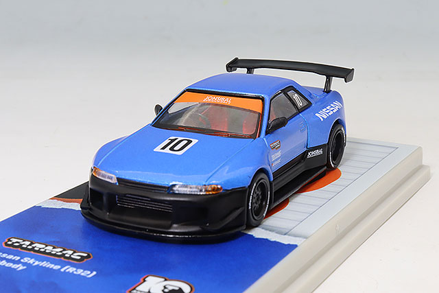 Tarmac 1/64 日産 スカイライン GT-R R32 ワイドボディ ジョンシバル