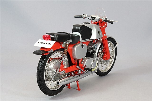 エブロ 1/10 ホンダ CB92 レッド