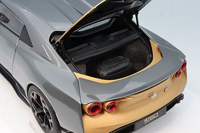 オートアート コンポジット 1/18 日産 GT-R50 by イタルデザイン