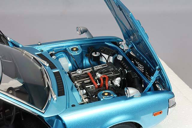 オートアート コンポジット 1/18 トヨタ セリカ リフトバック 2000GT