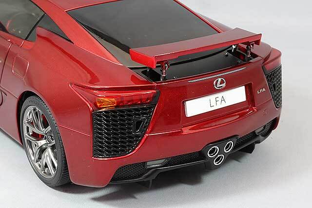 オートアート コンポジット 1/18 レクサス LFA パールレッド
