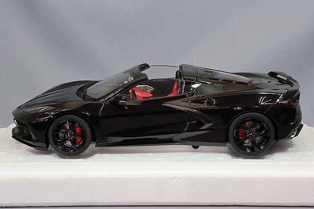 オートアート コンポジット 1/18 シボレー コルベット C8 スティング