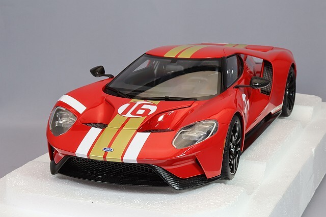 オートアート コンポジット 1/18 フォード GT 