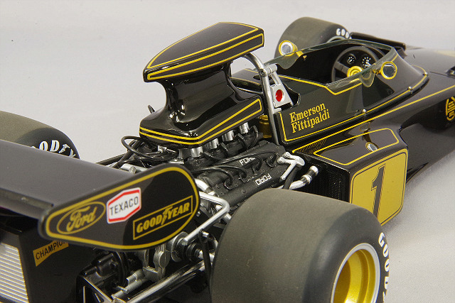 オートアート コンポジット 1/18 ロータス 72E 1973 F1 #1 E