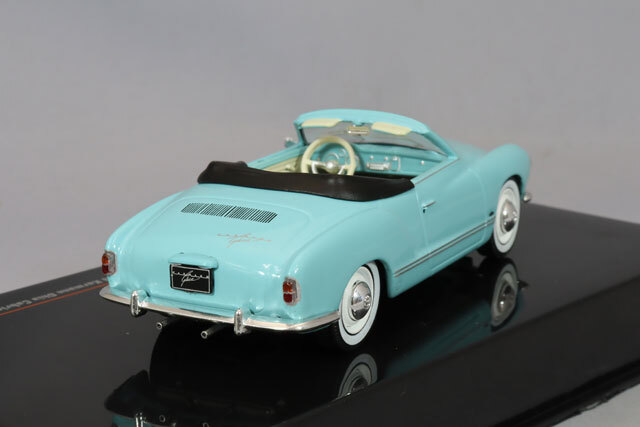 イクソ 1/43 フォルクスワーゲン カルマンギア カブリオレ 1957 ライト