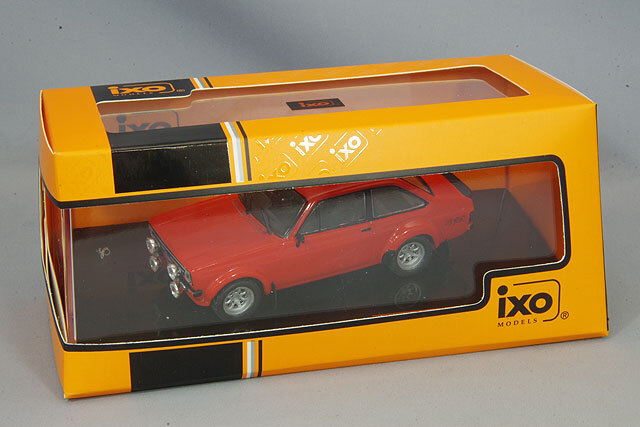 イクソ 1/43 フォード エスコート MK II RS 1800 1976 レッド
