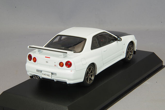 カーネル 1/43 日産 スカイライン GT-R VspecII N1 (BNR34) 2000 ホワイト