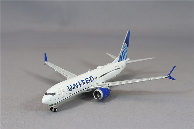 ジェミニジェッツ 1/400 ボーイング 737 MAX 8 ユナイテッド航空 N17265