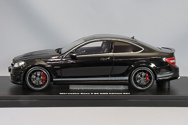 GTスピリット 1/18 メルセデスベンツ C63 AMG エディション 507 ブラック