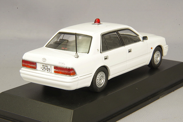 RAI'S 1/43 トヨタ クラウン (JZS155Z) 2000 神奈川県警察交通部交通