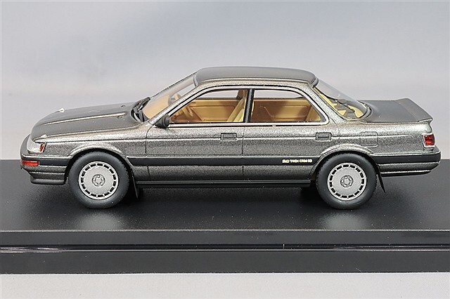 ハイストーリー 1/43 トヨタ ビスタ ハードトップ 2000GT (1987