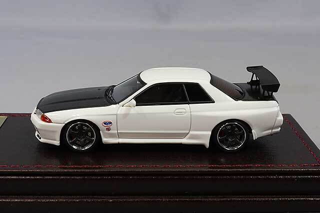 イグニッションモデル 1/64 日産 スカイライン GT-R ニスモ (R32) ホワイト