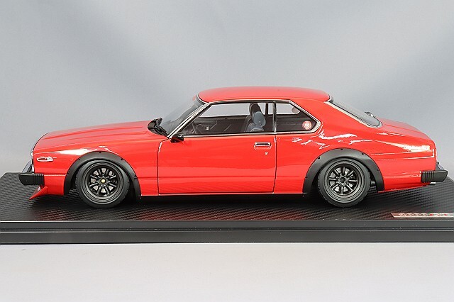 イグニッションモデル 1/18 日産 スカイライン 2000 GT-ES (C210