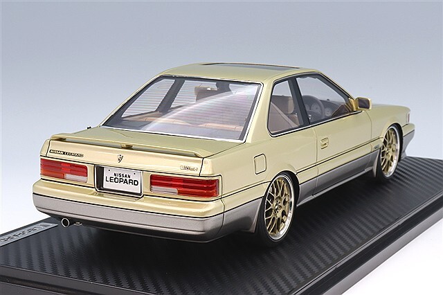 イグニッションモデル 1/18 日産 レパード アルティマ V30 ツインカム