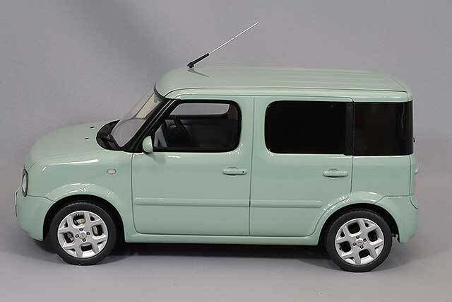 京商 samurai 1/18 日産 キューブ アクアミント