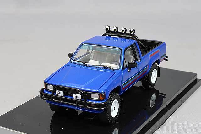 GCD 1/64 トヨタ ハイラックス SR5 エクストラキャブ 1985 左ハンドル