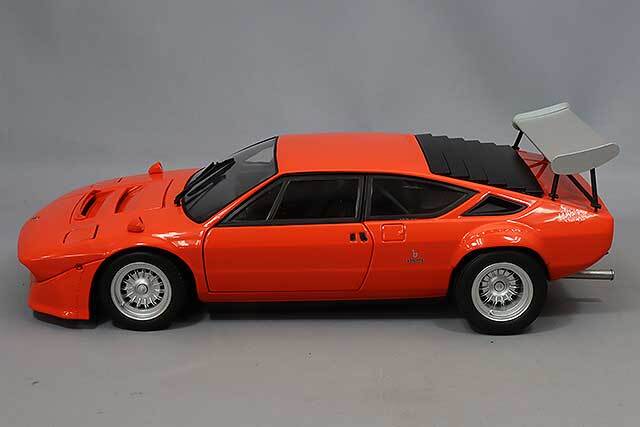 京商 1/18 ランボルギーニ ウラッコ ラリー オレンジ