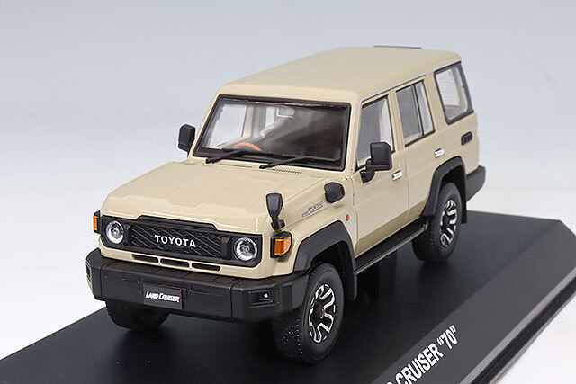 京商 1/43 トヨタ ランドクルーザー 70 ベージュ