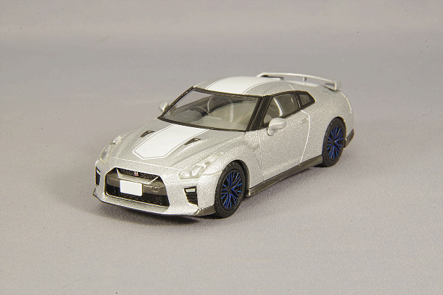 トミカリミテッドヴィンテージ NEO 1/64 日産 GT-R 50th アニバーサリー 銀