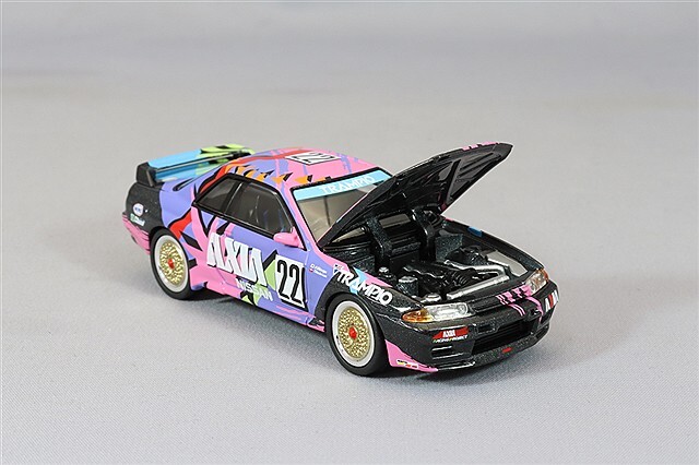 トミカリミテッドヴィンテージ NEO 1/64 アクシア スカイライン (BNR32