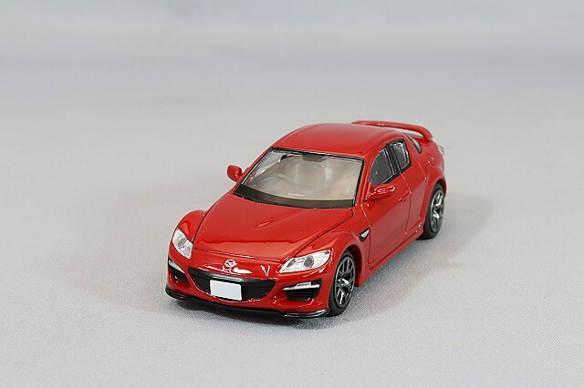 トミカリミテッドヴィンテージ NEO 1/64 マツダ RX-8 タイプRS 2011年