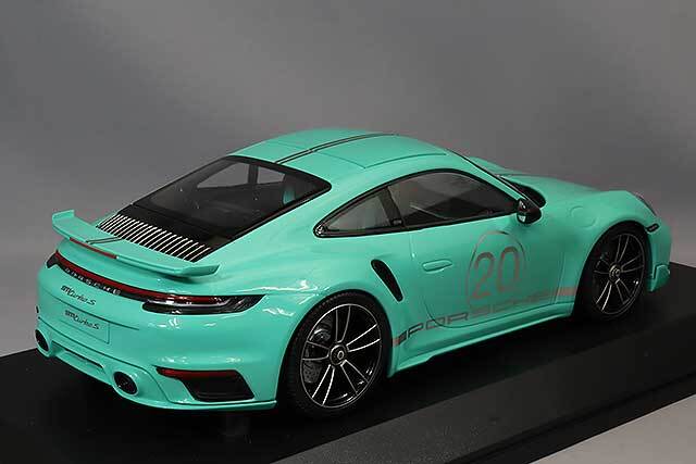 ミニチャンプス 1/18 ポルシェ 911 (992) ターボ S クーペ スポーツ