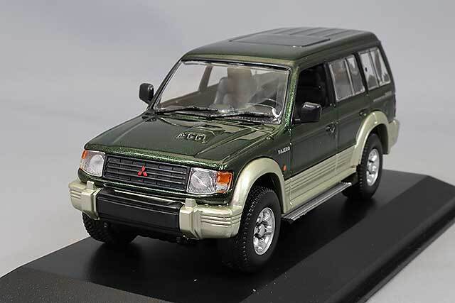 マキシチャンプス 1/43 三菱 パジェロ LWB 1991 グリーンメタリック