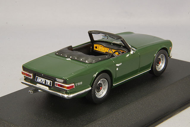 ノレブ 1/43 トライアンフ TR6 1970 イングリッシュグリーン