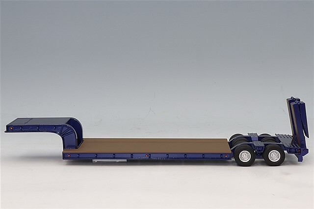 プラッツ/ケンクラフト 1/50 16輪 中低床重量物運搬用トレーラー 自動