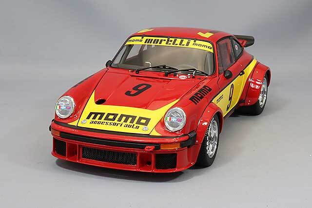 EXOTO 1/18 ポルシェ934 momo 1977 シルバーストーン6H #9 V.ブランビラ