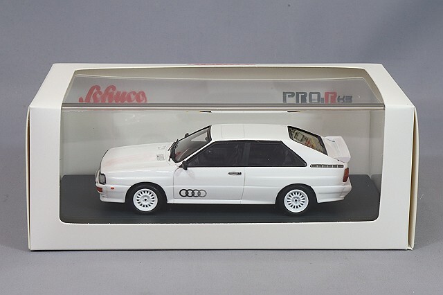 シュコー PRO.R43 1/43 アウディ クワトロ 1984 ホワイト 【レジン製】