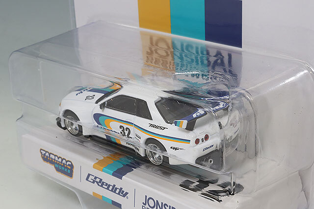 Tarmac 1/64 日産 スカイライン GT-R R32 ワイドボディ ジョンシバル