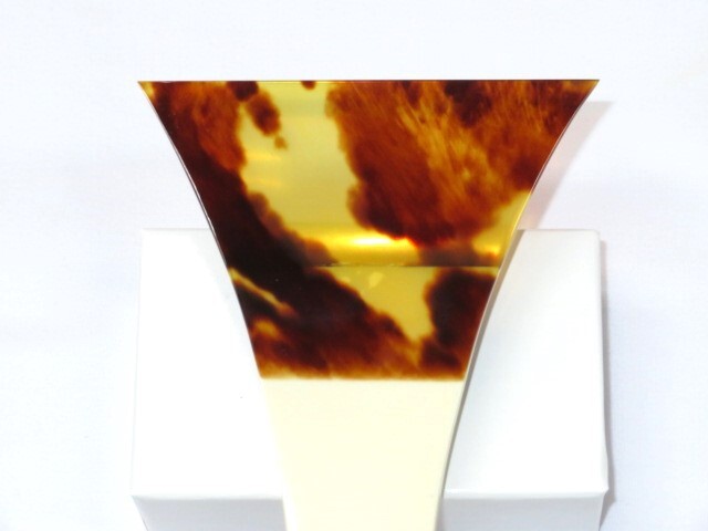 送料無料】 日本製 津軽三味線用 極上 鼈甲(べっ甲)撥 185