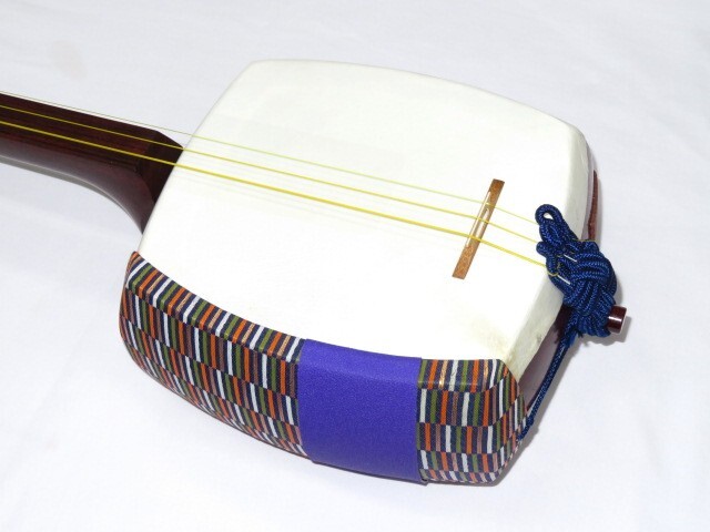 三味線・お琴の老舗 菊岡 中むら】リニューアル中古三味線本体 紅木 半