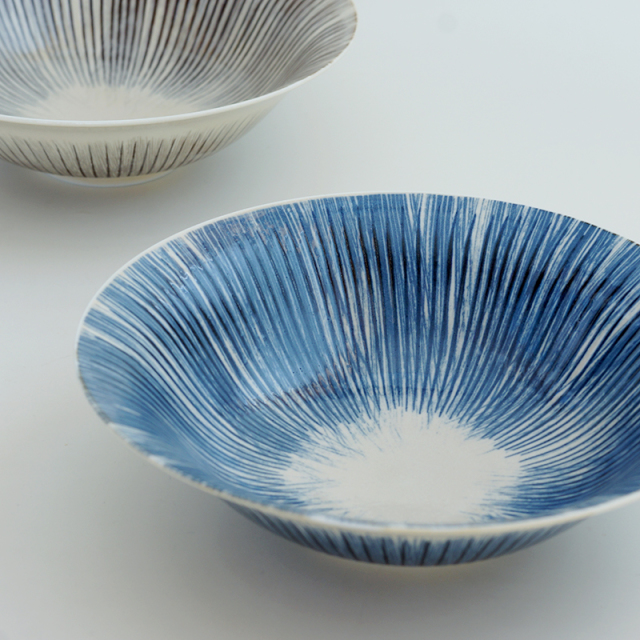 波佐見焼 十草彫 大鉢（青）