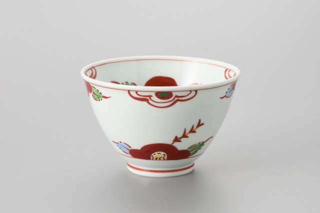 赤絵椿深小丼・有田焼渓山窯の深小丼です。