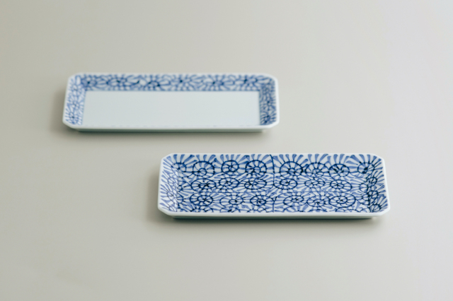 蛸唐草長角皿・有田焼渓山窯の皿です。