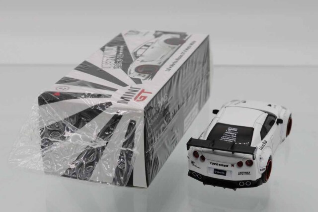 ミニカーショップ ケンボックス MINI GT☆MGT00009-R☆日産GT-R R35