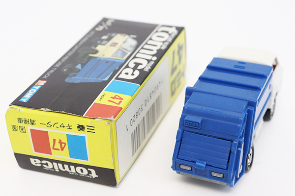 ミニカーショップ ケンボックス トミカ 黒箱☆47☆三菱キャンター 清掃