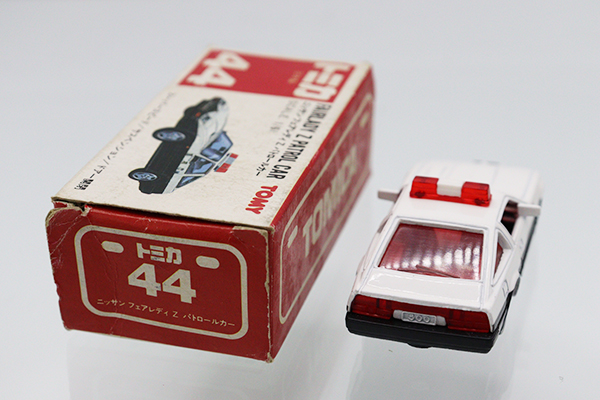 ミニカーショップ ケンボックス トミカ 赤箱(日本製)☆44-4-1☆日産