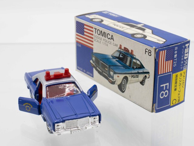 ミニカーショップ ケンボックス トミカ 青箱☆F8☆ダッジコロネット