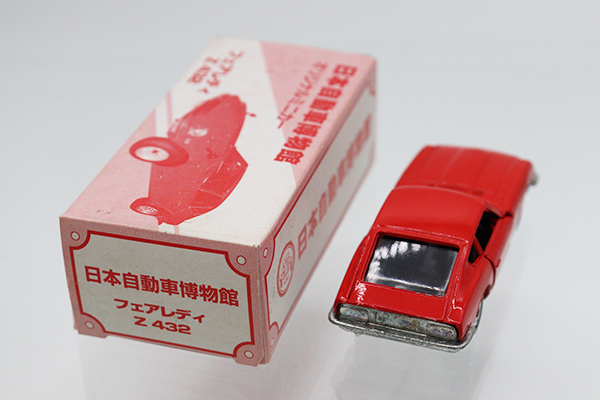 TOMICAトミカ日産フェアレディZ432赤色1Aホイール箱付き