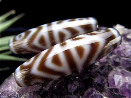 ◇A至純天珠◇金剛虎牙六眼天珠(こんごうこがろくがんてんじゅ