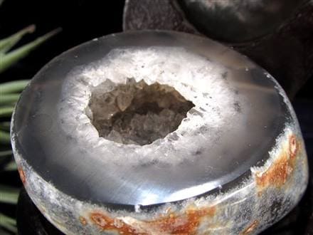 ◇財運を呼び込む「龍脈」の象徴◇まるで天然の宝箱！トレジャーメノウ